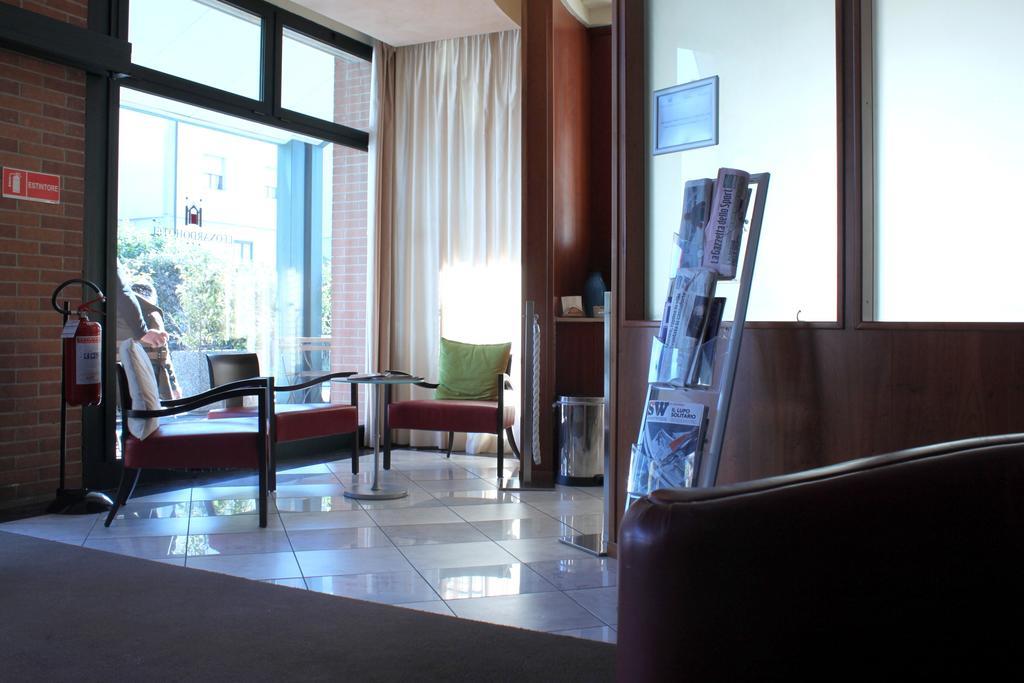 Leonardo Hotel Parma Exterior foto